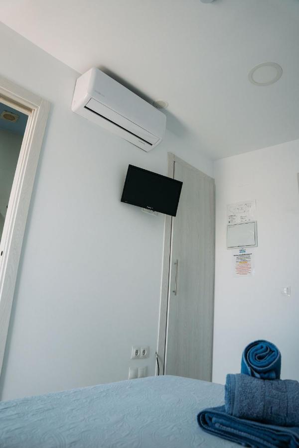 Hostal Brisas De Conil 科尼尔-德拉弗龙特拉 外观 照片